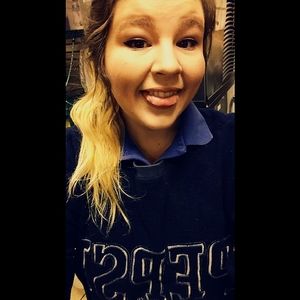 Meet your Posher, Kaci